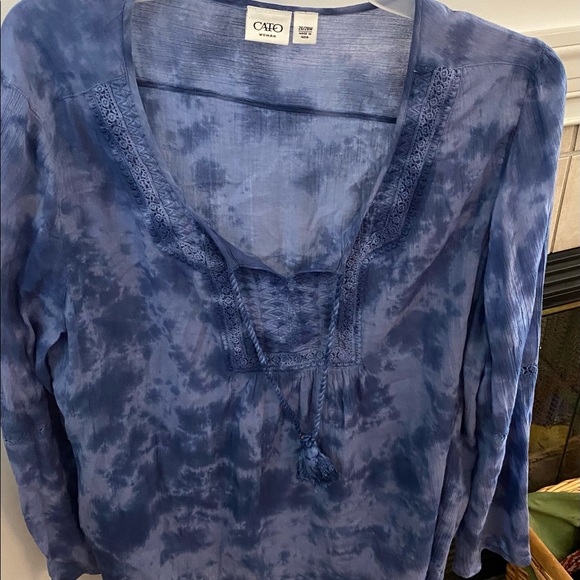 Cato Tops - Women’s blue tunic.